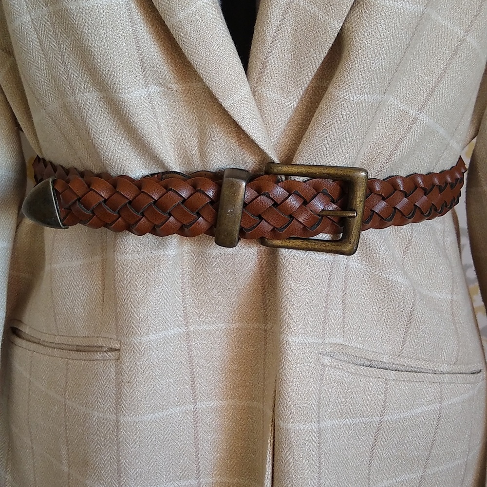 Braided belt faux leather brass buckle 28 waist